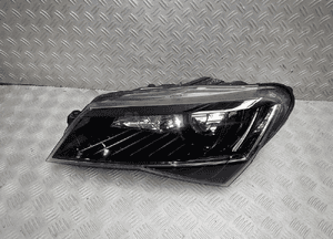 Lampa lewa przednia przód skoda superb iii 3V1 3V1941015A radom 1