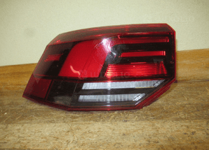 Lampa tylna tył lewa vw golf viii 8 led 5H0 2019- 6