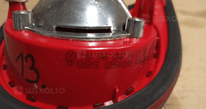 Lampa prawy tył w klapę vw golf v nr 1K6945094F 4