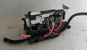 Rozdzielacz pradu renault trafic iv 4 241143140R 1
