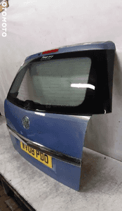 Klapa tył tylna bagażnika opel zafira b 2 ii Z21T błękitna uszkodzona 2