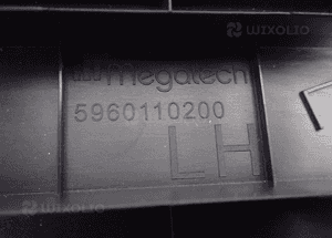 W T-ROC WSPORNIK BAGAŻNIKA LEWY 5960110200 RADOM 4