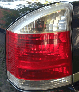 Opel Vectra C sedan lampa tyl tylna prawa lewa 1