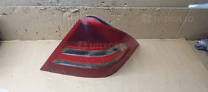Lampa prawa tylna prawy tył Mercedes W203 Sedan 2