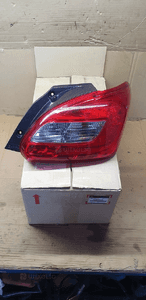Lampa prawy tył tylna prawa Oryginał Nowa Mitsubishi Space Star II Lift LED 8330B020 2