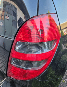 Mercedes A W169 lampa tyl tylna prawa lewa 1