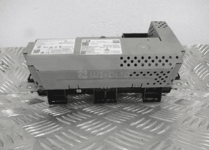 PANEL WYŚWIETLACZ RADIO NAWIGACJA EKRAN VW GOLF VIII 8 VW CADDY IV 4 7