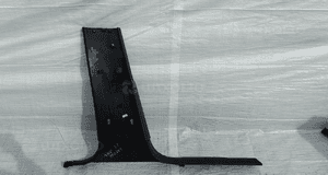 Osłona prawa progu słupka środkowego peugeot 3008 ii 9824062277 9811199777 3