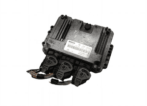 Komputer sterownik silnika trafic ii vivaro a 1.9 dci 8200389519 0281011529 1