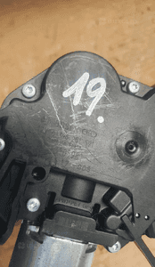 SILNICZEK WYCIERACZKI TYŁ OPEL ASTRA H 3 KOMBI  0390201591 2