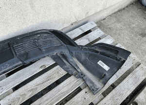 Zderzak tył tylny spoiler dół porsche taycan cross turismo 9J0 9J0807983T 5
