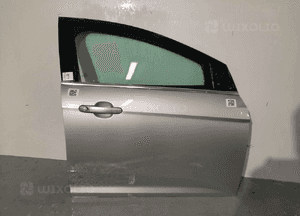 Drzwi przód przednie prawe ford focus MK.3 3 iii ob srebrne 1
