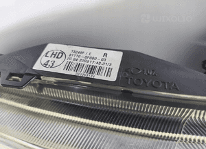 Lampa prawa prawy przód przednia toyota verso 81110-0F090 2009-2013 10
