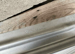 Blotnik przod przedni prawy volvo V70 iii S80 ii 2 5