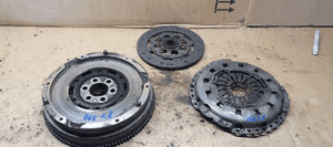 Sprzęgło dwumas koło dwumasowe BMW 3 E46 1.8i 7512693 1