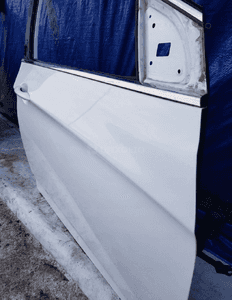 Drzwi prawe przod hyundai I40 kompletne 3