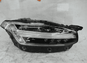 VOLVO XC90 II LIFT MIDLED LAMPA PRZEDNIA PRAWA 1