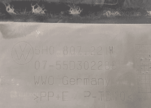 Vw golf viii 8 zderzak przód przedni zaczepy całe nie połamany oryginał 14