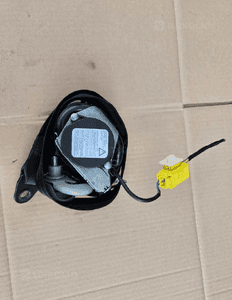 VW FOX pas bezpieczenstwa przod prawy 5Z0857706A 4