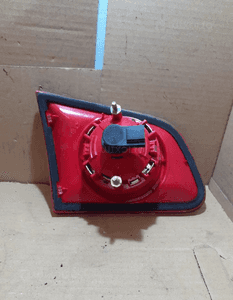 Lampa w klape prawy tył vw passat B6 nr 3C9945094 2