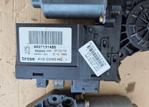 Peugeot 307 silniczek sterownik szyby przod prawy 9637130480 9637131480 9681587180 7