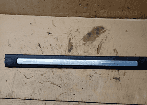 Nakładka listwa progu prawy przód przednia prawa Mercedes W169 W245 A1696800074 4