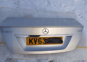 Mercedes c klasa W204 sedan klapa tył 1