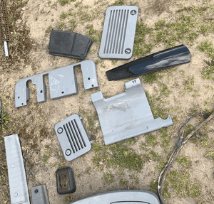 MERCEDES ml 163 LIFT  tapicerka boczek drzwi lampka sufitowa ZAGŁÓWEK 6