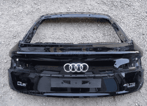 Audi Q5 80F sportback klapa pokrywa bagażnika 1