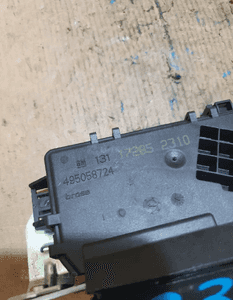 Zamek klapy bagażnika opel astra  nr 495058724 2