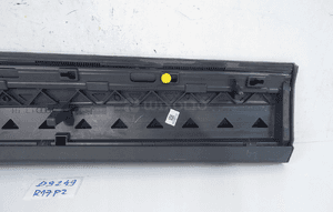 Audi Q8 4M8 listwa drzwi lewy tył lewa tylna 18- 4M8853969B 6