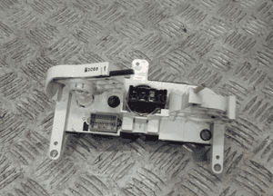 Panel nawiewu klimatyzacji nissan qashqai i J10 2