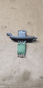 Rezystor opornik dmuchawy wentylatora Ford Focus MK3 1