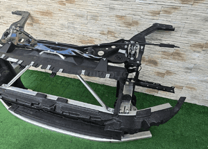 Pas przedni belka wzmocnienie bmw X1 U11 2