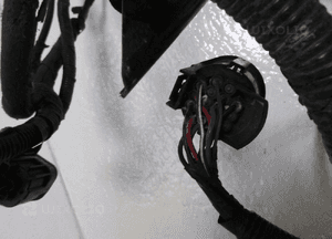 LAND ROVER DISCOVER L319 WIĄZKA INSTALACJA GRODZI 7