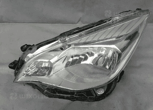 Lampa lewa lewy przód Subaru Trezia 1