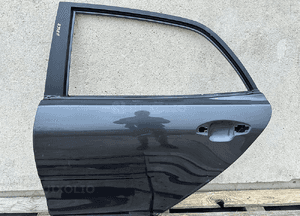 Drzwi tyl tylne lewe kia rio iv 4 hb 2017- bardzo ladne oryginalne 1