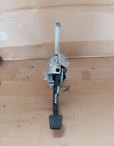 Pedał sprzęgła pompka Opel Tigra B II 9156593 1
