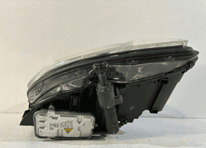 Mercedes C W204 Lampa kompletna Xenon R - 13892 7
