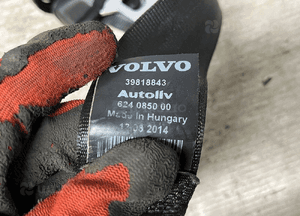 Volvo V60 i 10-13 pas bezpieczenstwa prawy przod 616155800 6