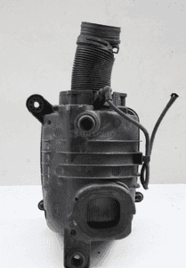 Obudowa filtra powietrza VW GOLF V 2.0 FSI z przepływomierzem 4