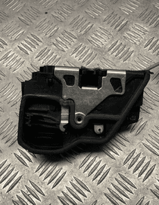 Bmw E60 E70 E84 F10 F20 F30 zamek drzwi lewych tylnych tył klamka 7202147 8
