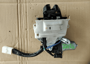 Lexus RX 300 03-09 zamek klapy tyl tylnej 2