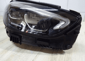 Lampa prawa przód MERCEDES C KLASA W206 FULL LED A2069067203 2
