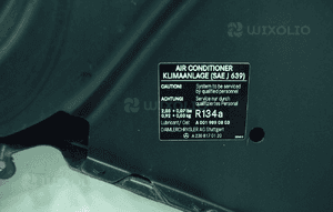 Maska kolor 946 pokrywa silnika mercedes sl R230 5