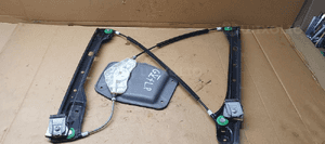 Mechanizm podnośnik szyby lewy przód VW Golf V Plus 5M0837461 1