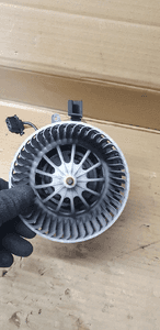 Wentylator silnik dmuchawy nagrzewnicy Audi A4 B8 8K1820021 5