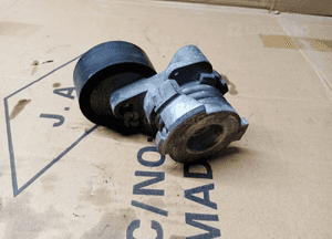 Napinacz paska rolka BMW M5 G30 F90 4.4 V8 7549873 2
