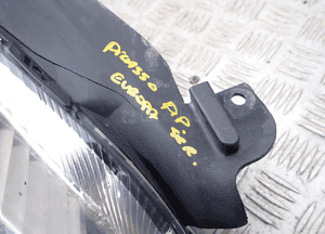 Lampa prawy przód citroen picasso radom 2