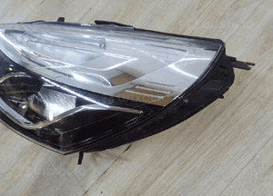Renault clio iv lift lampa lewa przód 260608367R 4